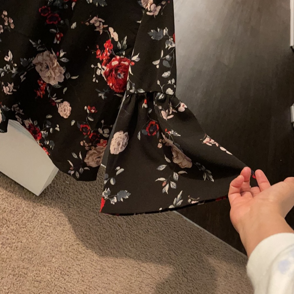 Blouse - Picture 2 of 2